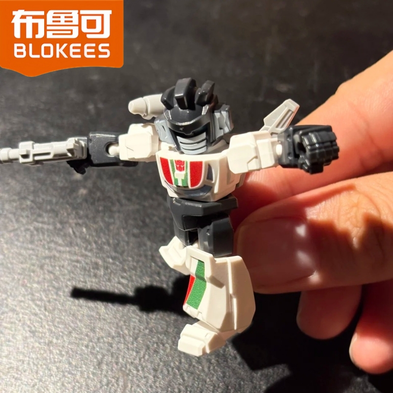 Blokees Transformers Defender  - Model Kit Optimus ulasan dan harga